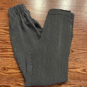 IOANNA KOURBELA basic slight ballon silhouette pants elasticized cuffs pull on S